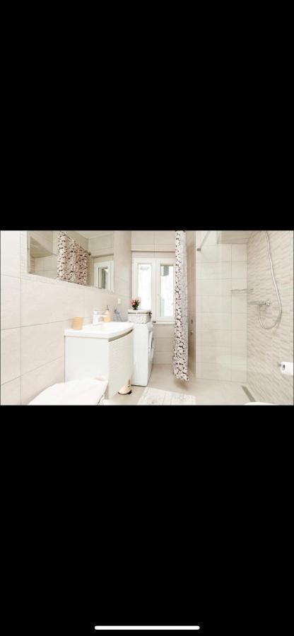Apartment Vijoleta In City Centre Split Kültér fotó