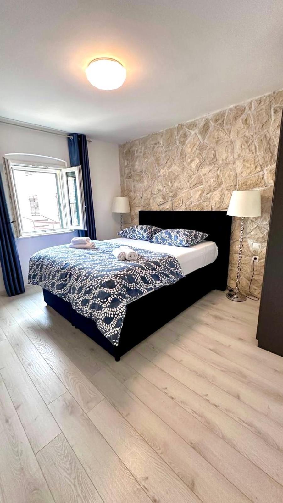 Apartment Vijoleta In City Centre Split Kültér fotó