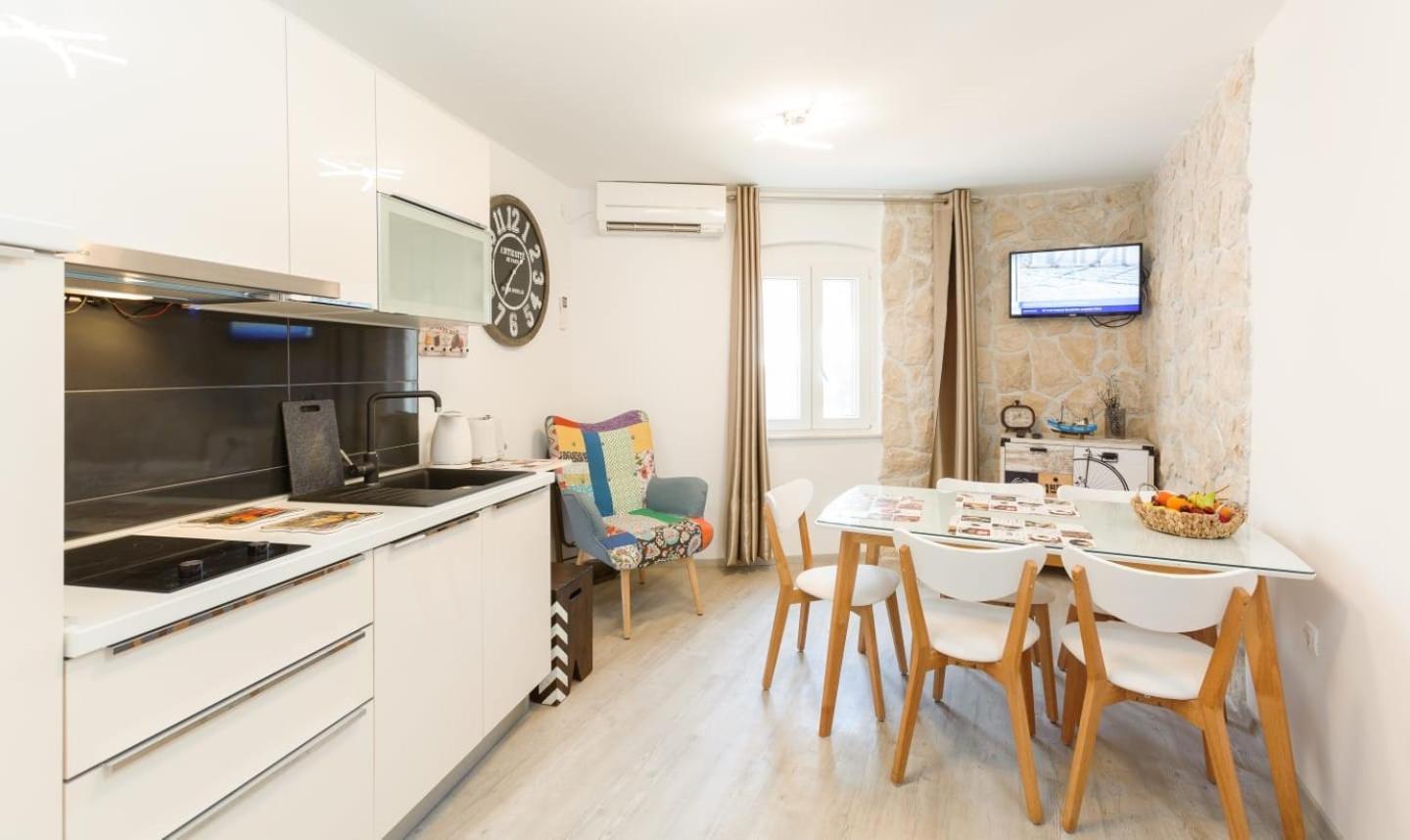 Apartment Vijoleta In City Centre Split Kültér fotó